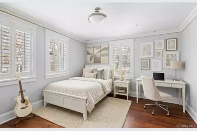 3061 Scenic Place, Bronx, NY 10463 - Photo 17