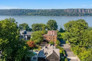 3061 Scenic Pl, Bronx, NY 10463 - Photo 21
