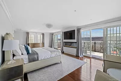 3061 Scenic Place, Bronx, NY 10463 - Photo 11