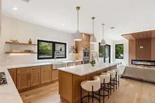 30 Hedge Ln, Westbury, NY 11590 - Photo 13