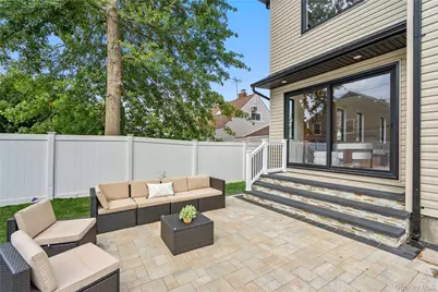 30 Hedge Lane, Westbury, NY 11590 - Photo 45