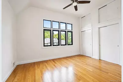 16 Fox Hunt Court, New York, NY 10301 - Photo 23