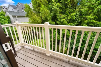 16 Fox Hunt Court, New York, NY 10301 - Photo 19