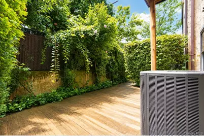 16 Fox Hunt Court, New York, NY 10301 - Photo 39