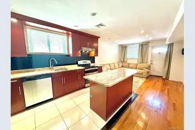 32 Elissa Lane #Unit 1, Yonkers, NY 10710 - Photo 3