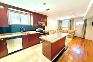32 Elissa Ln, Yonkers, NY 10710 - Photo 3