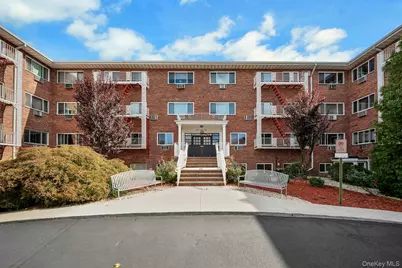 838 Pelhamdale Road #1C, New Rochelle, NY 10801 - Photo 1