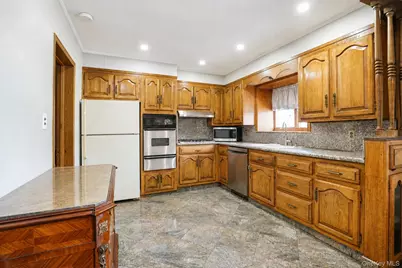 1960 Stillwell Avenue, Brooklyn, NY 11223 - Photo 21