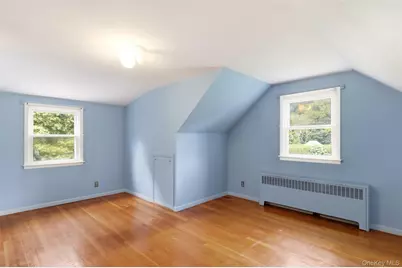 27 E 17th Street, Huntington Station, NY 11746 - Photo 15