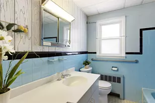 27 E 17th St, Huntington Station, NY 11746 - Photo 13
