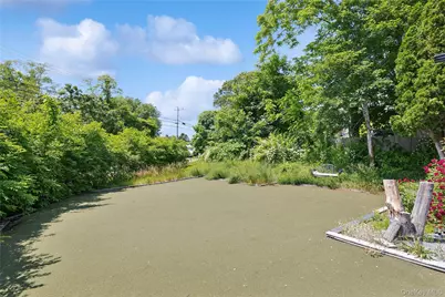 8 North Railroad Avenue, Jamesport, NY 11901 - Photo 27