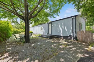8 N Railroad Ave, Jamesport, NY 11901 - Photo 21