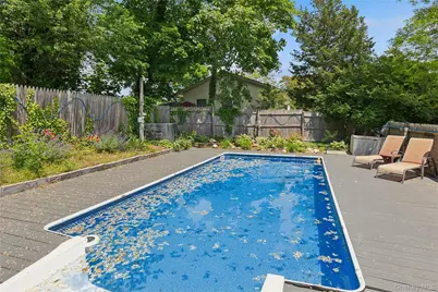 8 North Railroad Avenue, Jamesport, NY 11901 - Photo 35
