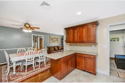 373 Nicolls Road, Deer Park, NY 11729 - Photo 9