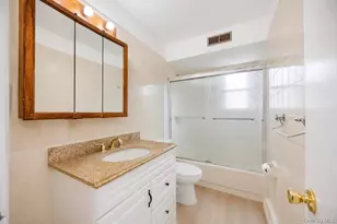 653 Sherman Ave, East Meadow, NY 11554 - Photo 23