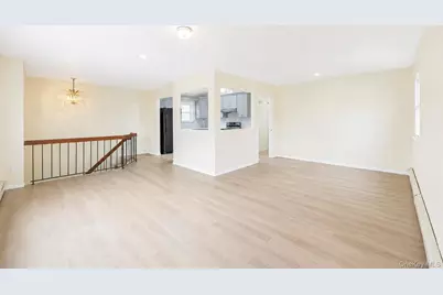 653 Sherman Avenue, East Meadow, NY 11554 - Photo 7