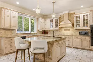 3 White Birch Rd, Oyster Bay, NY 11791 - Photo 9