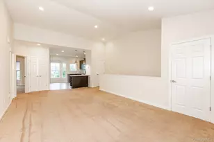 1-4 Grace Ln, Lindenhurst, NY 11757 - Photo 9