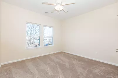 843 Lake Boulevard, Lindenhurst, NY 11757 - Photo 11