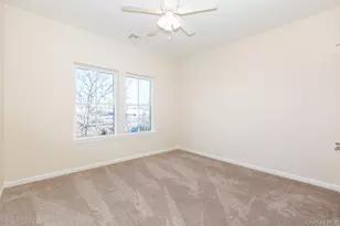 843 Lake Blvd, Lindenhurst, NY 11757 - Photo 11