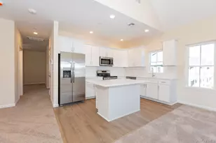 843 Lake Blvd, Lindenhurst, NY 11757 - Photo 7