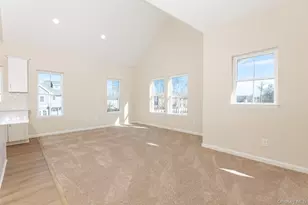 843 Lake Blvd, Lindenhurst, NY 11757 - Photo 3