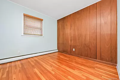 70 Prairie Lane, Lindenhurst, NY 11757 - Photo 11