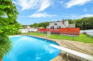 616 Pat Dr, West Islip, NY 11795 - Photo 43