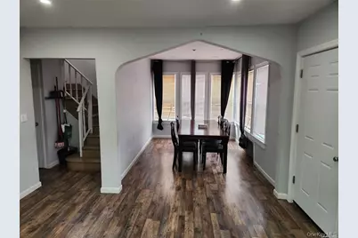 21 Nassau Place, Hempstead, NY 11550 - Photo 7
