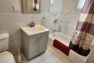 21 Nassau Pl, Hempstead, NY 11550 - Photo 25
