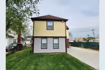 21 Nassau Place, Hempstead, NY 11550 - Photo 5