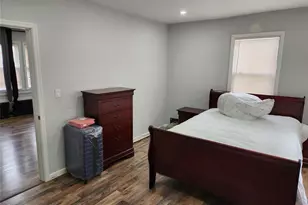 21 Nassau Pl, Hempstead, NY 11550 - Photo 9