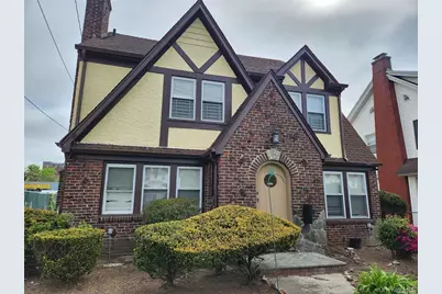 21 Nassau Place, Hempstead, NY 11550 - Photo 1