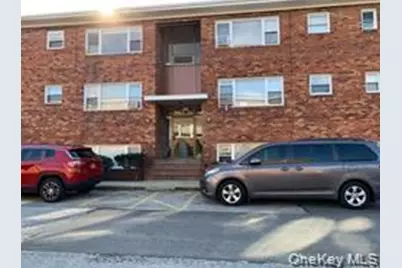 400 N N. Corona Avenue, Valley Stream,Ny Avenue #B1, Valley Stream, NY 11580 - Photo 1