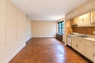 71 Grace Ave, Great Neck, NY 11021 - Photo 3
