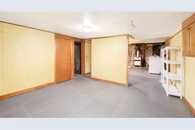 170-45 83rd Avenue, Jamaica, NY 11432 - Photo 31