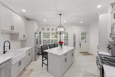 4 Sunflower Ridge Road, South Setauket, NY 11720 - Photo 11