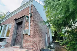 176-29 80th Dr, Jamaica, NY 11432 - Photo 5