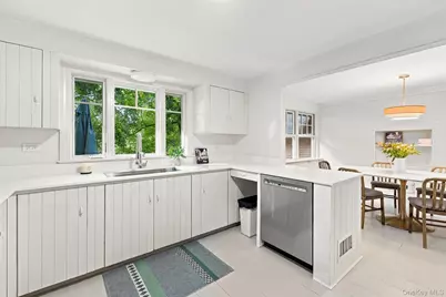 4 Douglas Drive, Katonah, NY 10536 - Photo 7