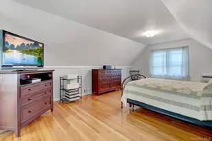 269-19 81st Ave, New Hyde Park, NY 11040 - Photo 21