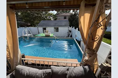 5052 Francis Lewis Blvd, Oakland Gardens, NY 11364 - Photo 11