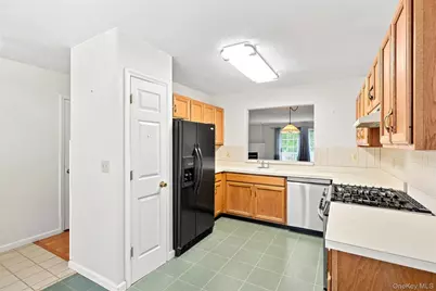103 Kensington Court, Brewster, NY 10509 - Photo 7