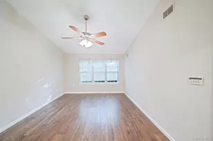 279 Glen Dr, Ridge, NY 11961 - Photo 17