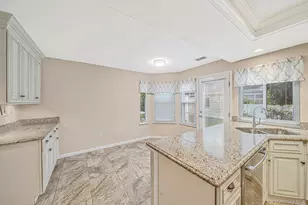 279 Glen Dr, Ridge, NY 11961 - Photo 9