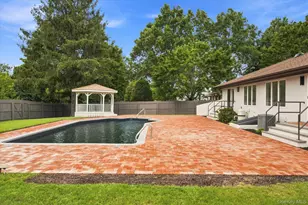 177 Herricks Ln, Jamesport, NY 11947 - Photo 31