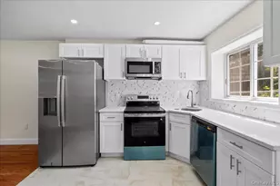 1302 E 223rd St, Bronx, NY 10466 - Photo 5
