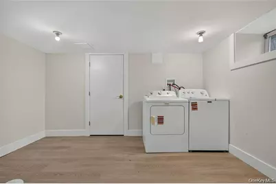 16 Maple Avenue, West Nyack, NY 10994 - Photo 27