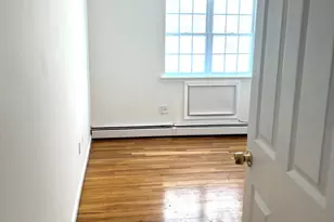 82-81 88th Pl, Glendale, NY 11385 - Photo 7