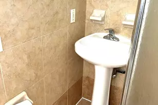 82-81 88th Pl, Glendale, NY 11385 - Photo 5