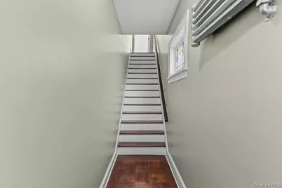 512 Sixth Avenue, Pelham, NY 10803 - Photo 3